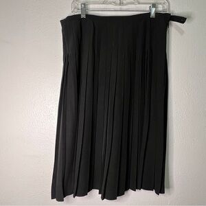 Paul Simon of Charlotte, vintage black pleated skirt, Sz 14. Preowned. EUC.